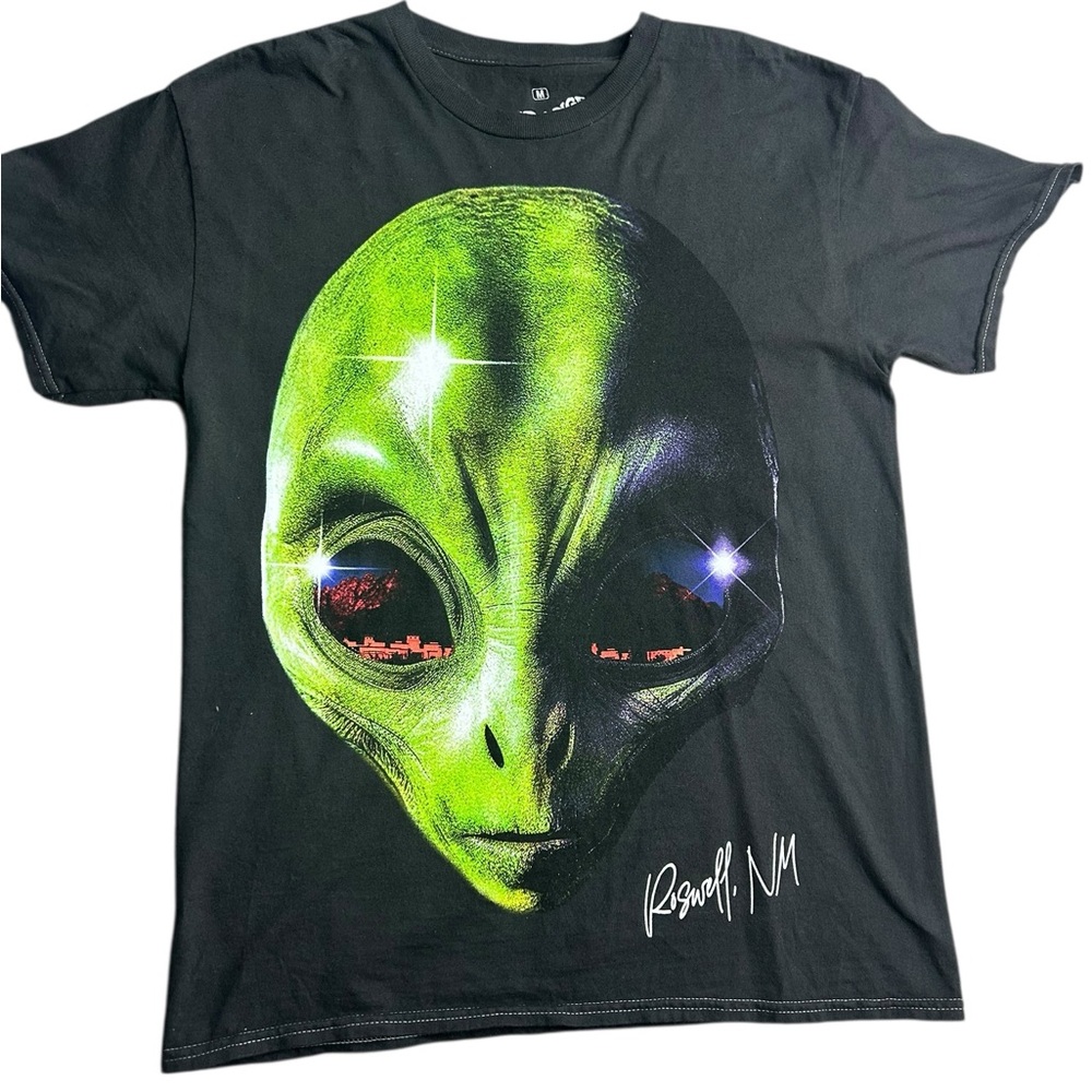 Roswell Alien Graphic T-Shirt Black Medium – UFO Roswell NM Tee – Strange Daze